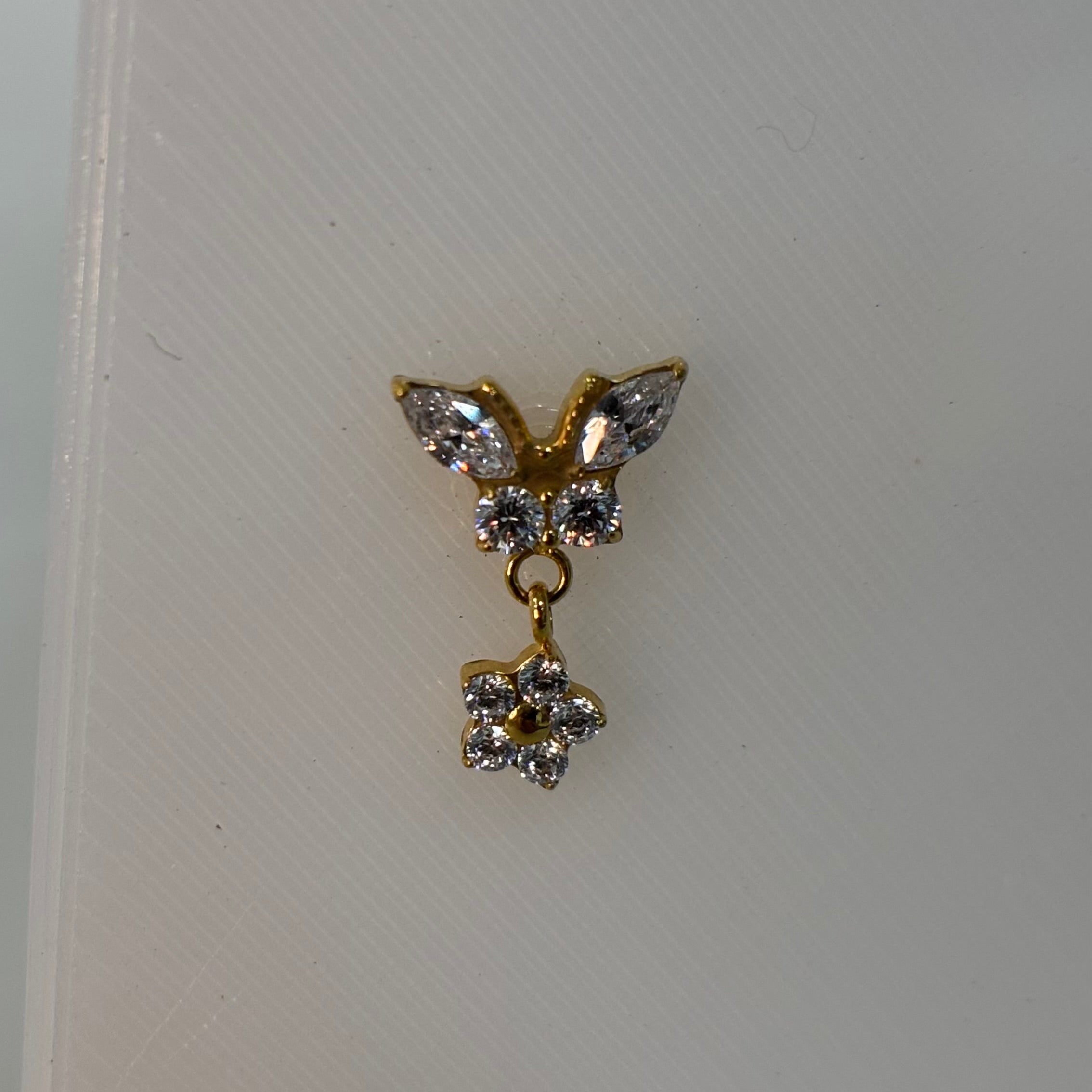 Labret com borboleta e flor de zircônia