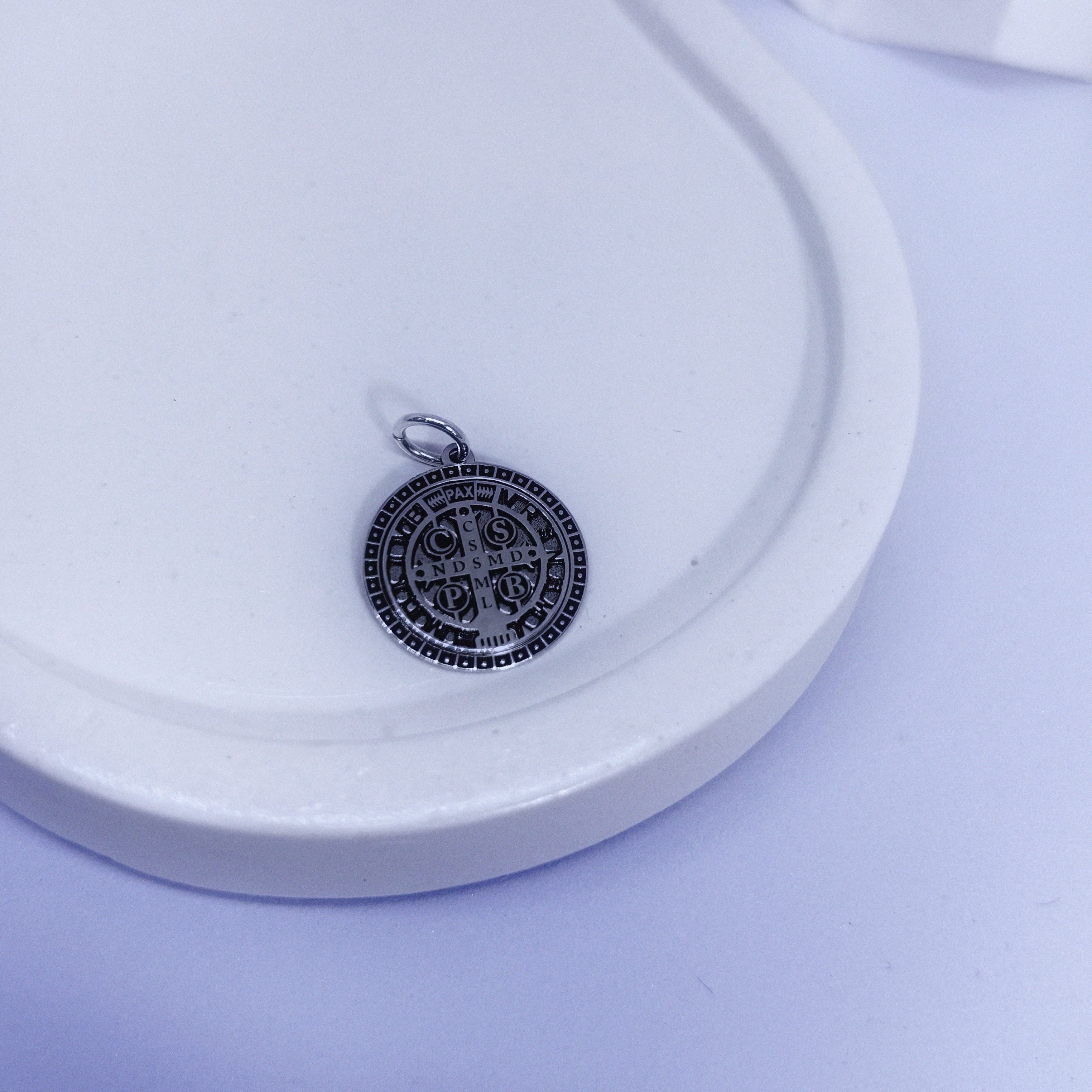 Pingente de Prata Medalha de São Bento prata 925