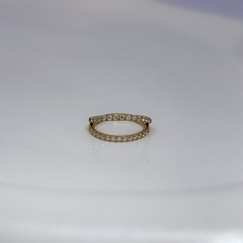 Argola duplamente cravejada